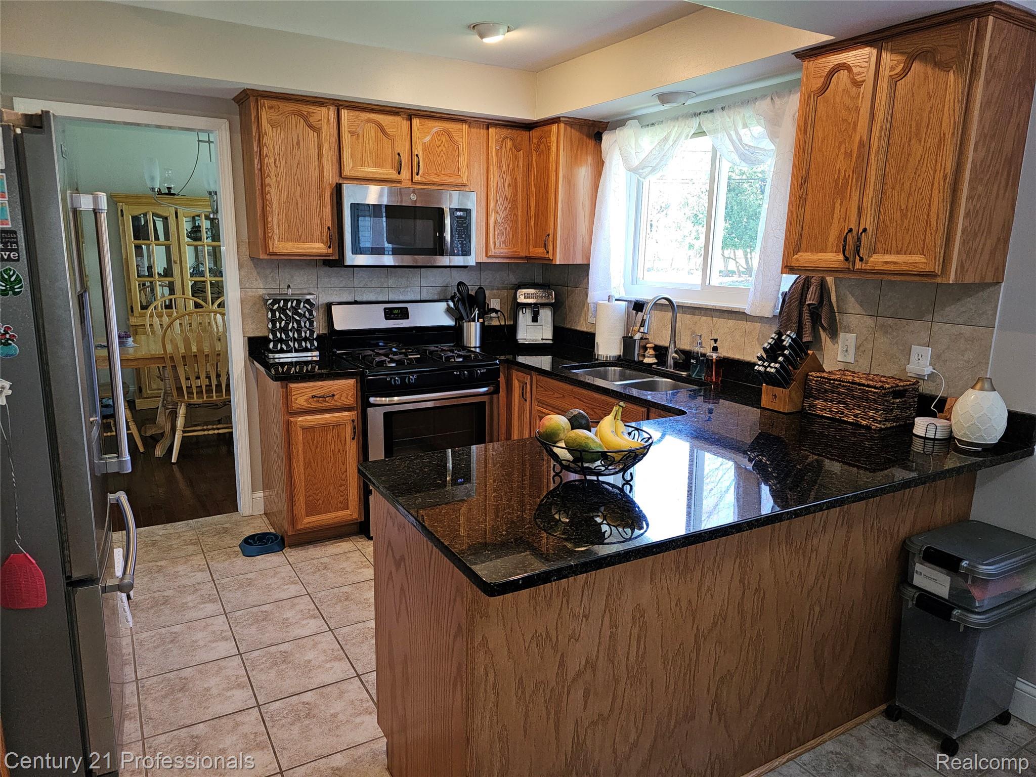 1508 Crooks Road Rochester, MI 48309 - Photo 13 of 43 Kitchen