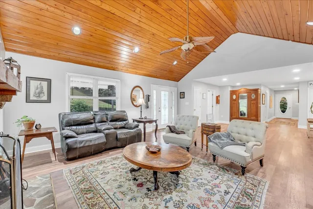 $635,000 | 830 Bobo Hollow Road, Lynchburg, TN 37352