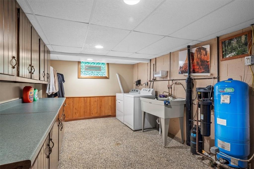 138 Stepp Road Sarver, PA 16055 - Photo 34 of 46 a kitchen that has a lot of cabinets in it