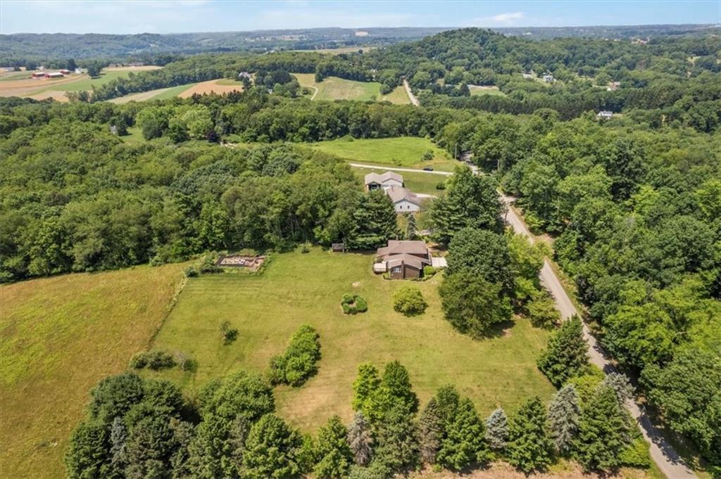 138 Stepp Road Sarver, PA 16055 - Photo 44 of 46 an aerial view of residential houses with outdoor space