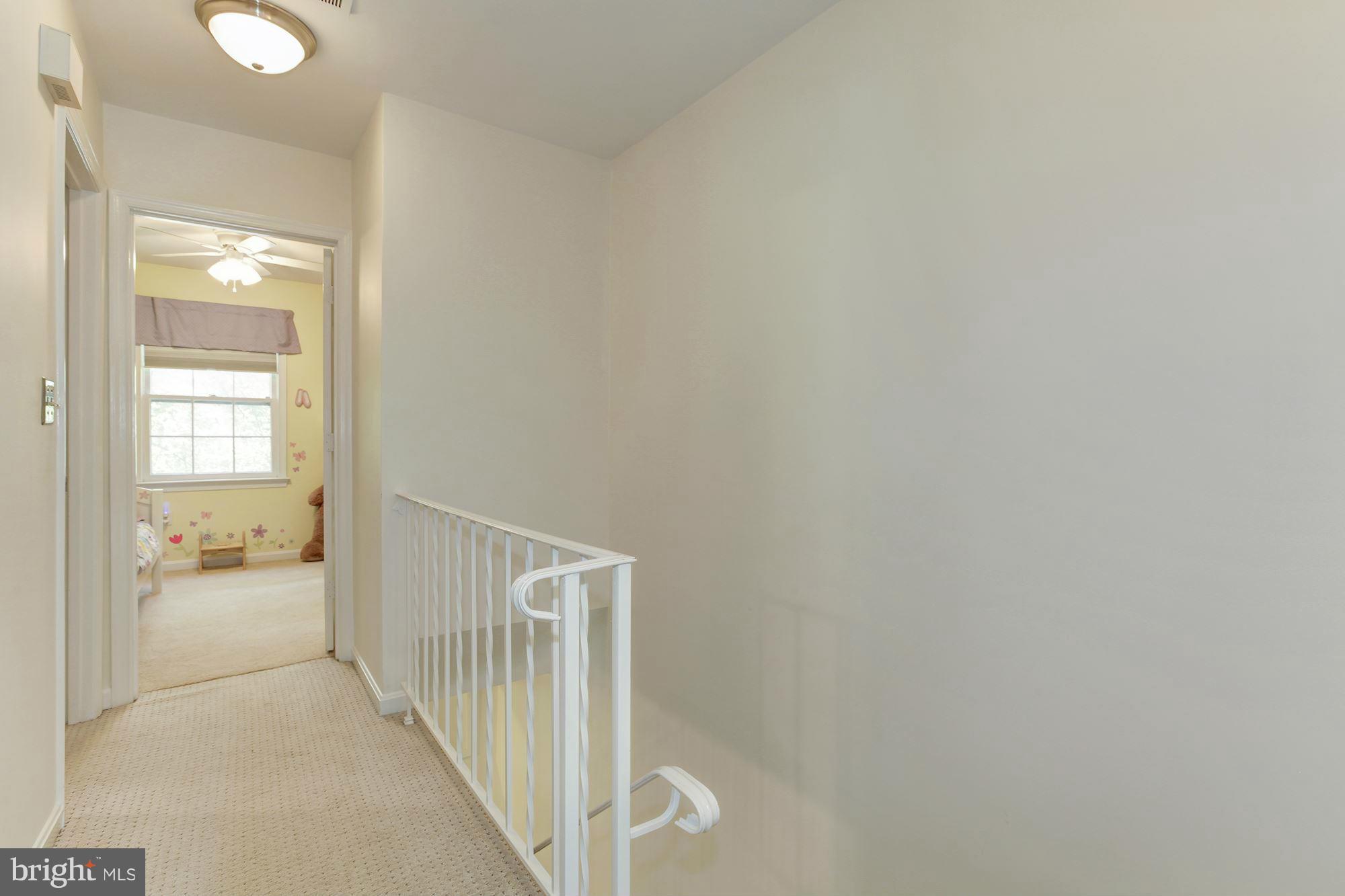 7304 Greentree Road Bethesda, MD 20817 - Photo 18 of 30 Interior (General)