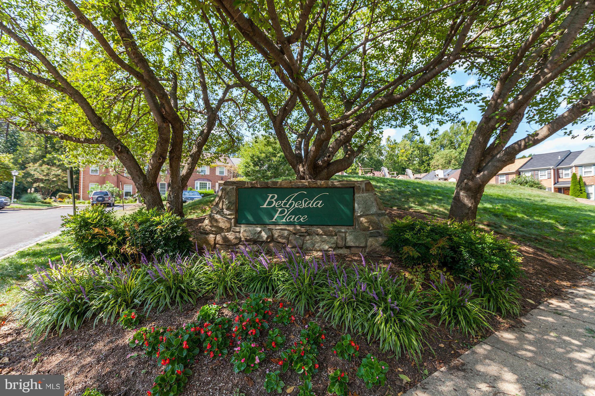 7304 Greentree Road Bethesda, MD 20817 - Photo 30 of 30 Community