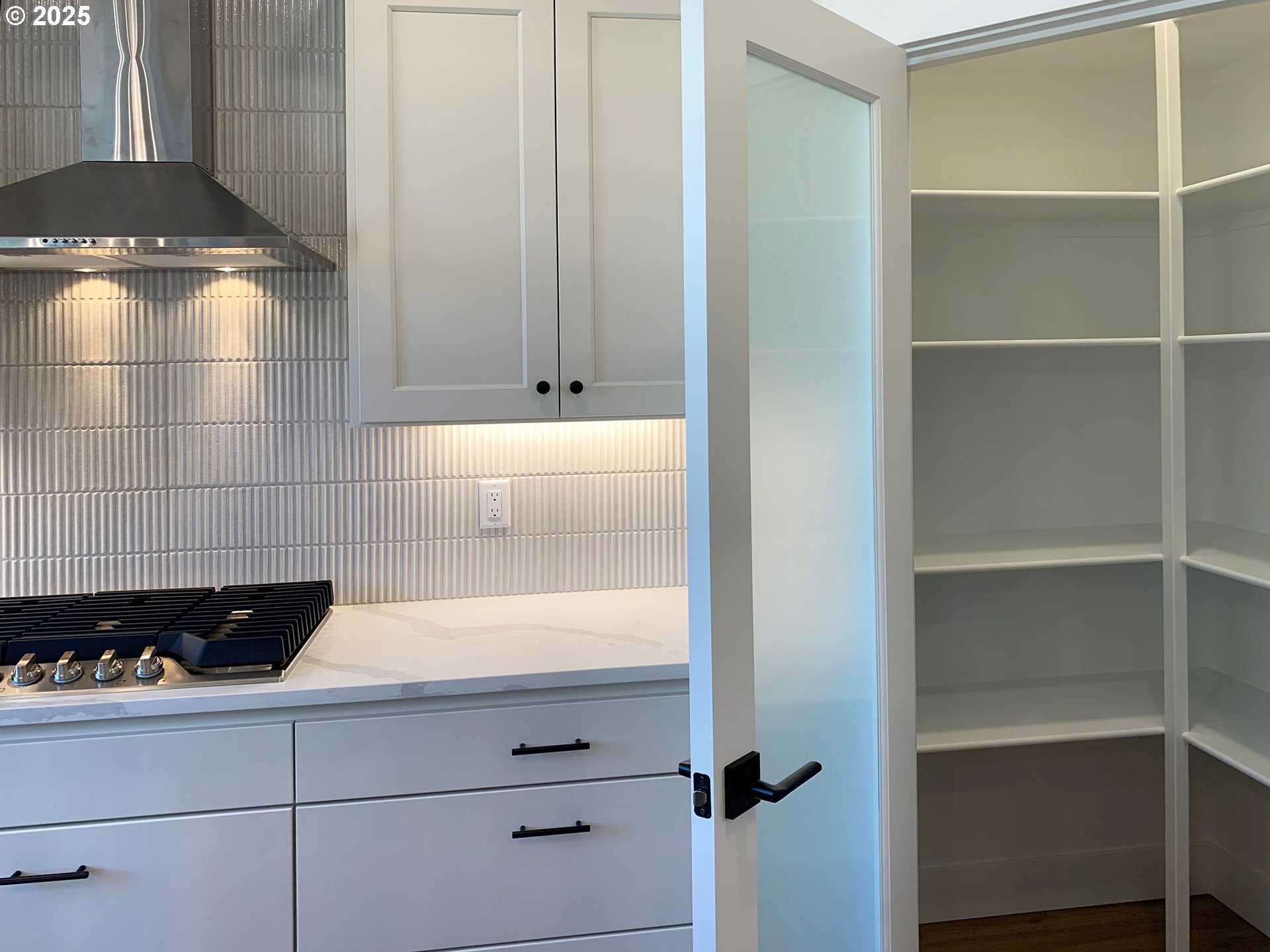 1894 South Holly Street Canby, OR 97013 - Photo 12 of 23