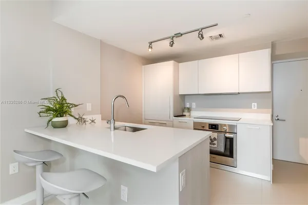 $3,400 | 501 Northeast 31st Street, Unit 1604, Miami, FL 33137