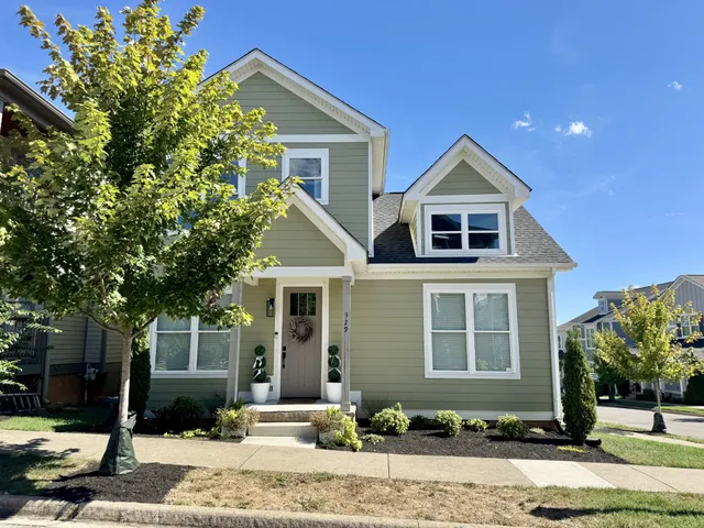 $524,900 | 329 Augusta Avenue, Pleasant View, TN 37146