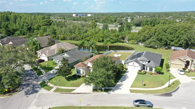 en suite bathroom with a toilet
