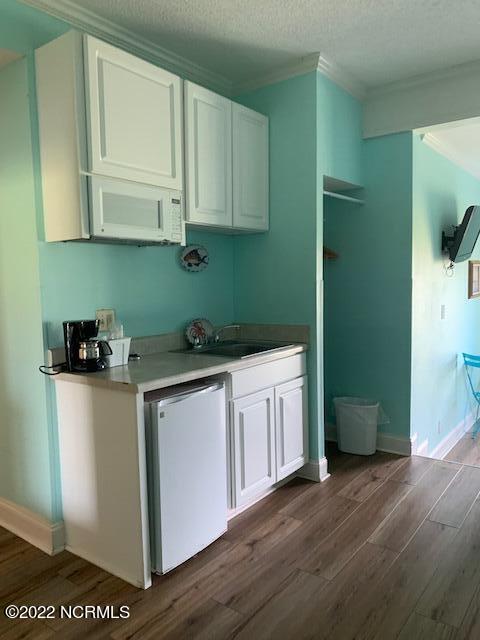 602 West Fort Macon Road, Unit 134 Atlantic Beach, NC 28512 - Photo 11 of 13 palm suite 11