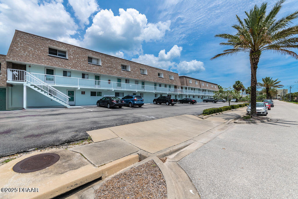 55 Vining Court, Unit 226 Ormond Beach, FL 32176 - Photo 1 of 31 20240325202028577175000000-o