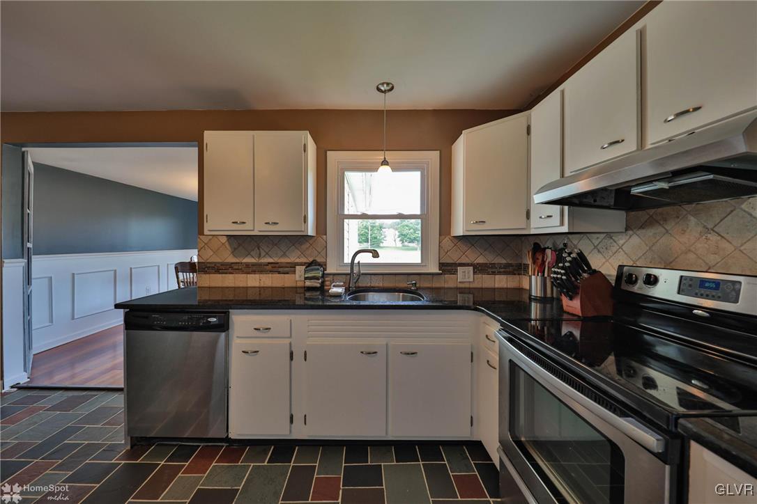 2853 Brandon Road Bethlehem, PA 18017 - Photo 11 of 41 Gallery Image 11