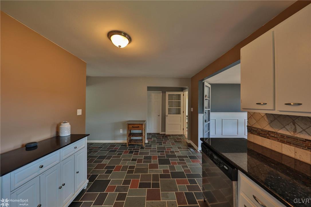 2853 Brandon Road Bethlehem, PA 18017 - Photo 14 of 41 Gallery Image 14
