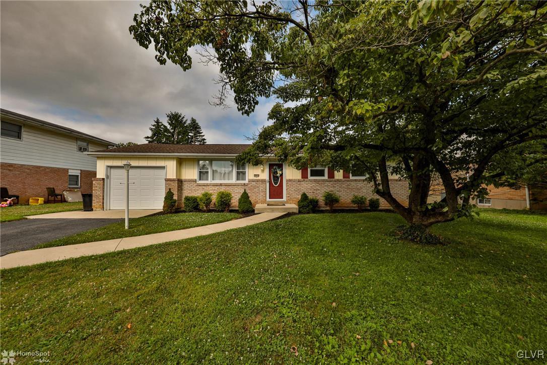2853 Brandon Road Bethlehem, PA 18017 - Photo 2 of 41 Gallery Image 2