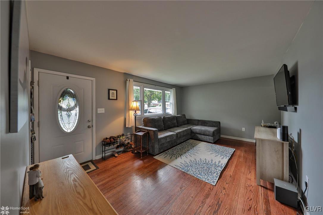 2853 Brandon Road Bethlehem, PA 18017 - Photo 5 of 41 Gallery Image 5