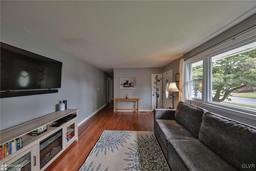 2853 Brandon Road Bethlehem, PA 18017 - Photo 7 of 41 Gallery Image 7