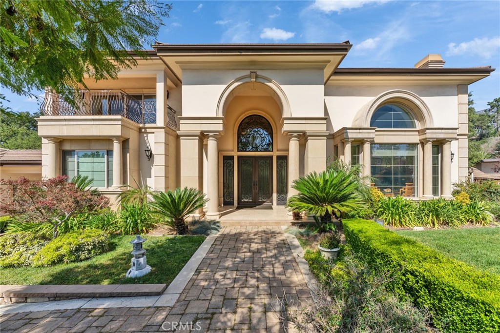 4117 Mt Baldy Road Claremont, CA 91711 - Photo 2 of 75 a front view of a house with garden