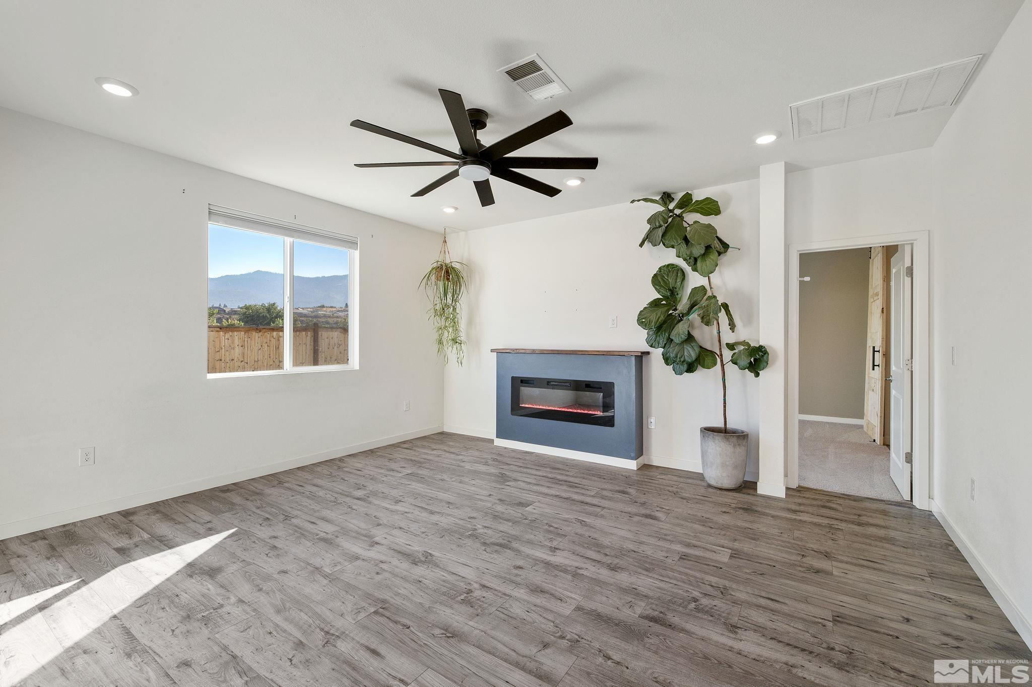 8364 Fenhollow Drive Reno, NV 89439 - Photo 5 of 36 Photo 5