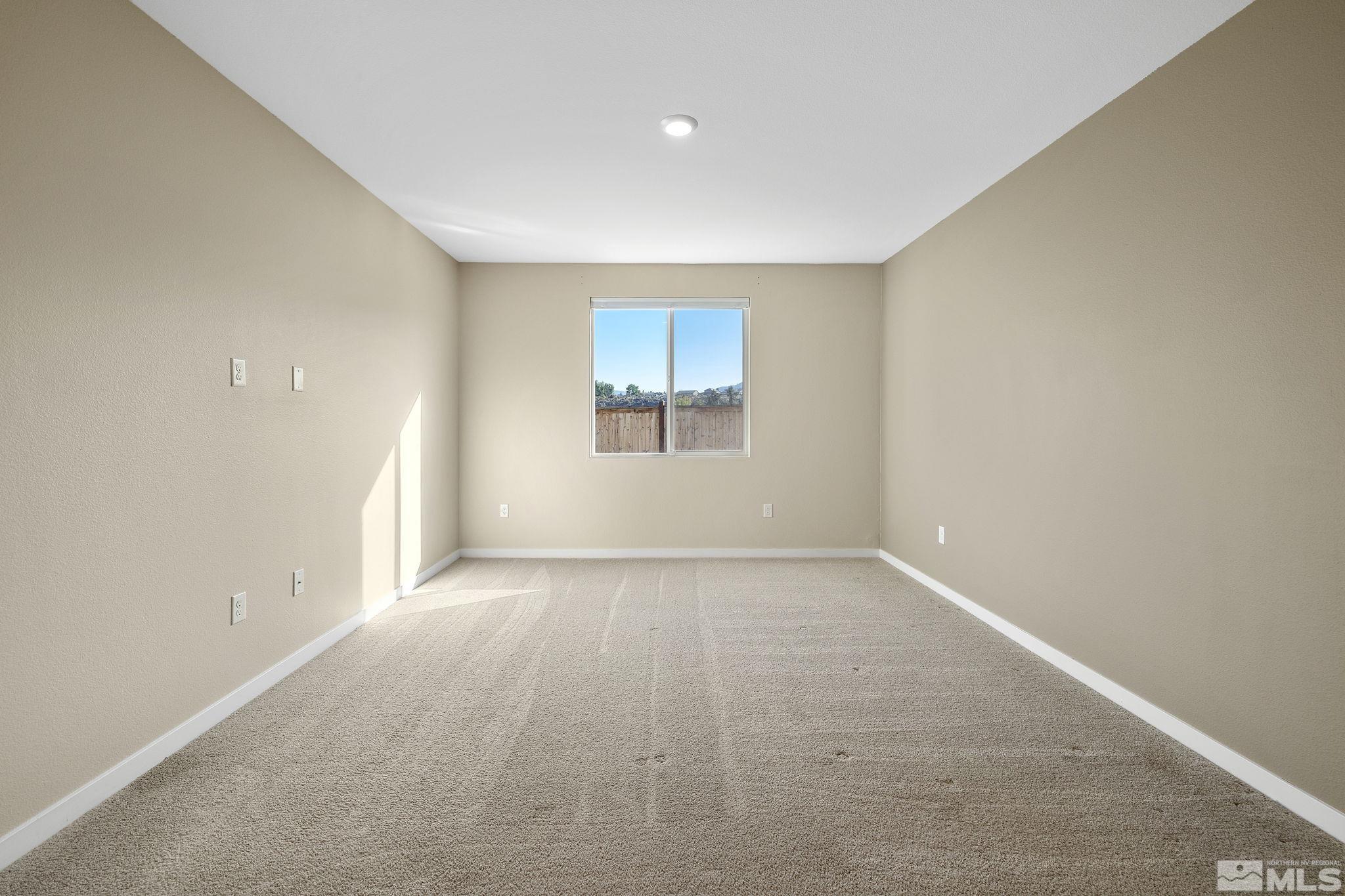 8364 Fenhollow Drive Reno, NV 89439 - Photo 10 of 36 Photo 10