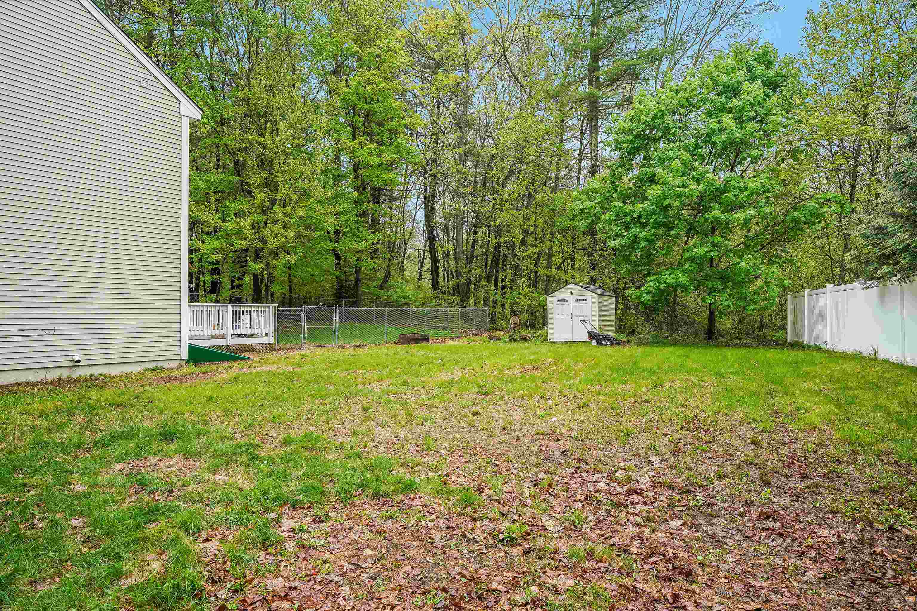 12 Bush Hill Road Hudson, NH 03051 - Photo 36 of 41 Gallery Image 36