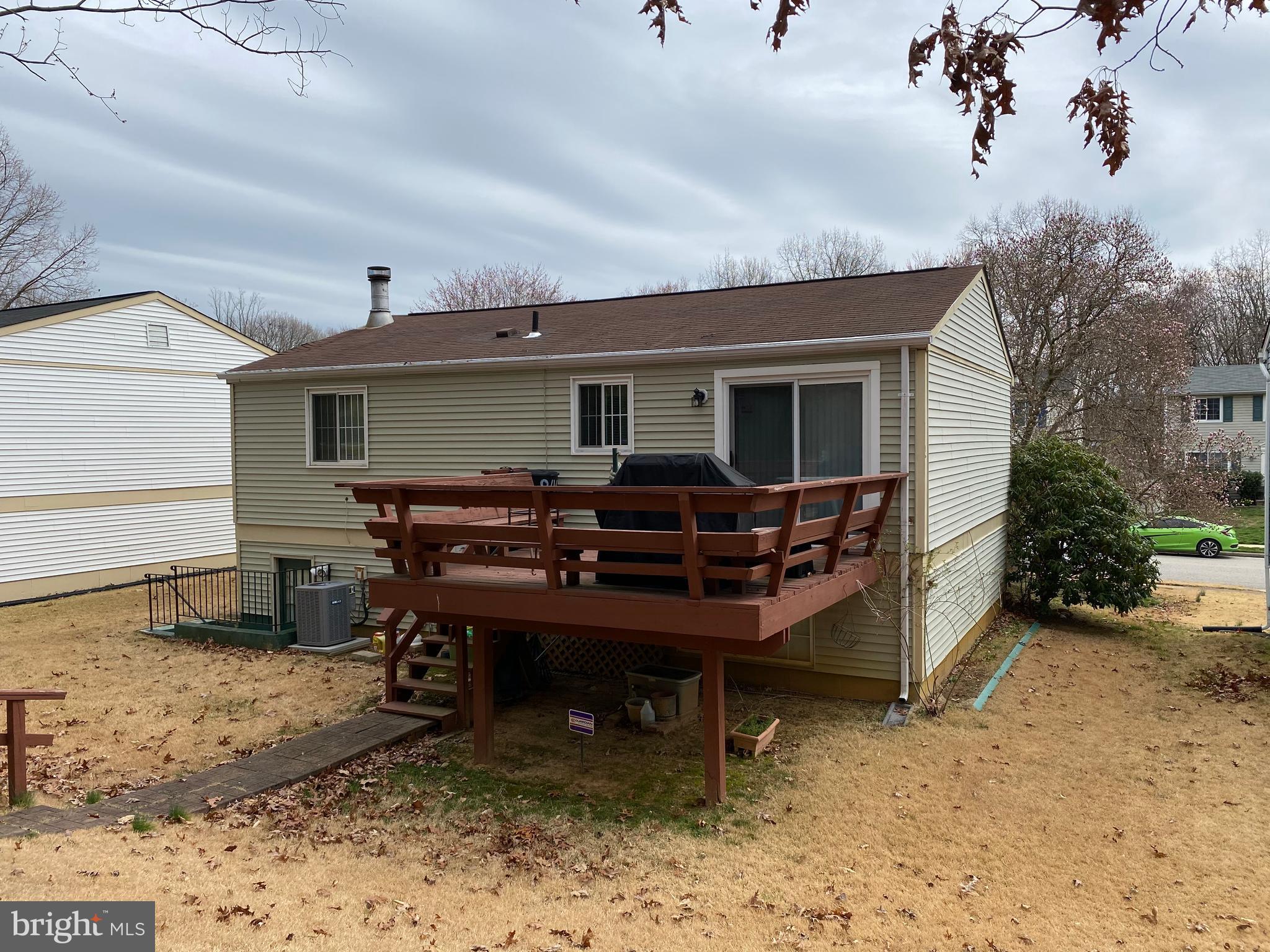 8468 Magic Tree Court Springfield, VA 22153 - Photo 3 of 4 Rear View