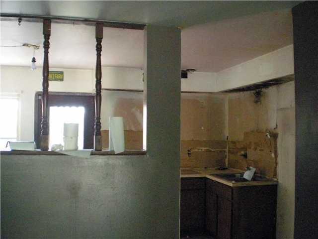 5720 Beechcroft Road, Unit L Columbus, OH 43229 - Photo 2 of 4 Gallery Image 2