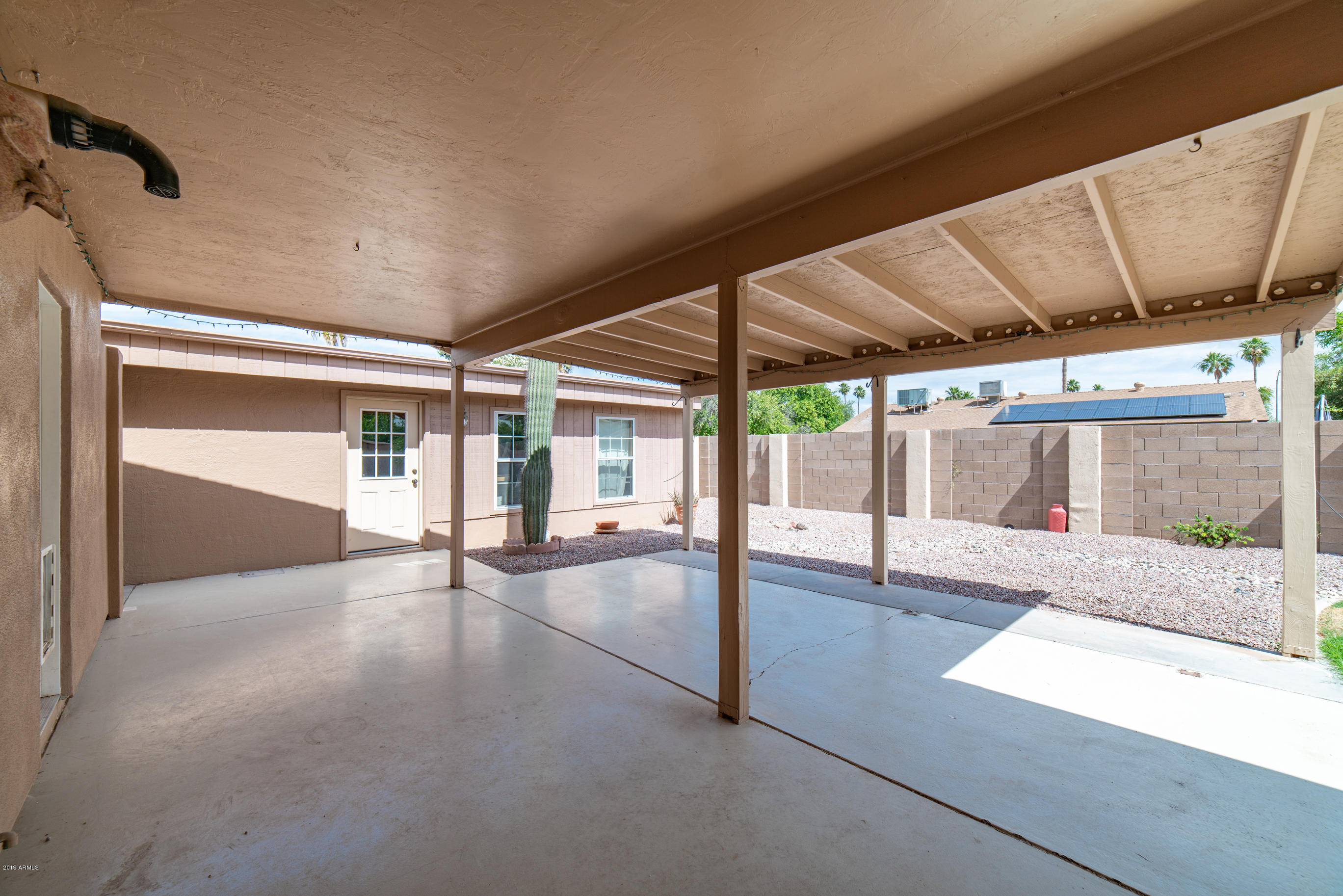2850 East Cochise Road Phoenix, AZ 85028 - Photo 18 of 27 Detached Garage