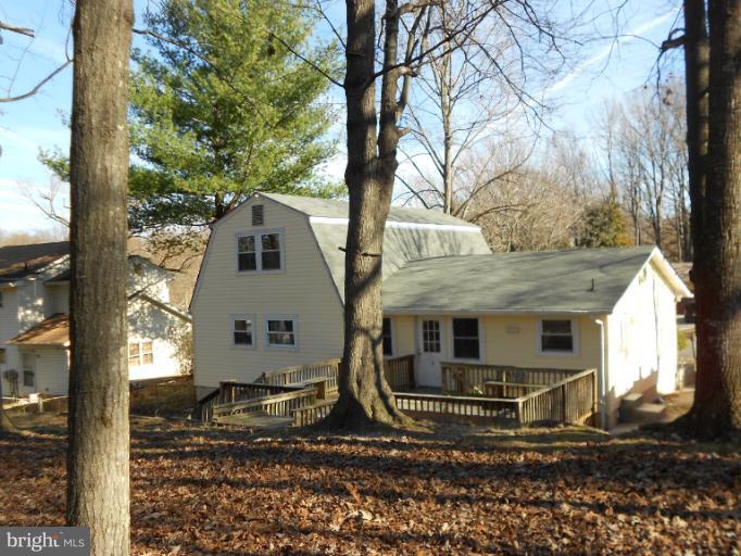 13006 Sturbridge Road Woodbridge, VA 22192 - Photo 1 of 18 Exterior (Rear)