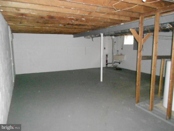13006 Sturbridge Road Woodbridge, VA 22192 - Photo 13 of 18 Basement