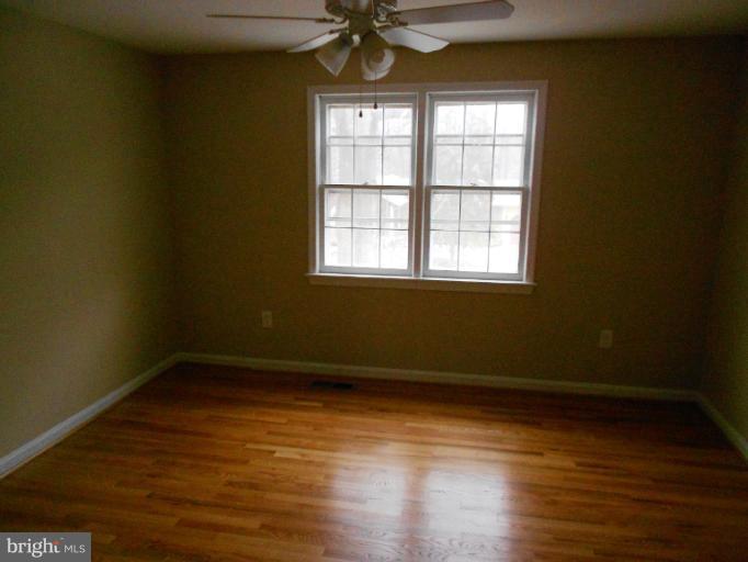 13006 Sturbridge Road Woodbridge, VA 22192 - Photo 4 of 18 Bedroom