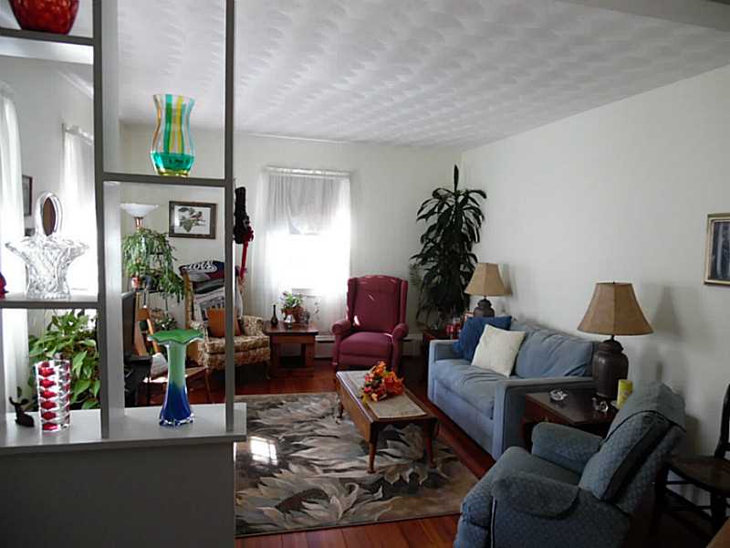 6 Colonial Drive Westerly, RI 02891 - Photo 12 of 25 Living Room.