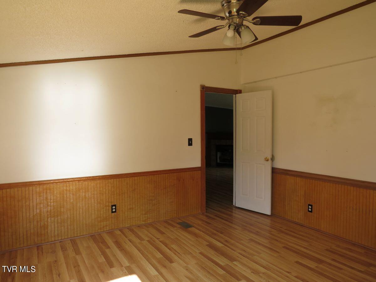 9010 Suffolk Road Wise, VA 24293 - Photo 16 of 41 IMG_4273