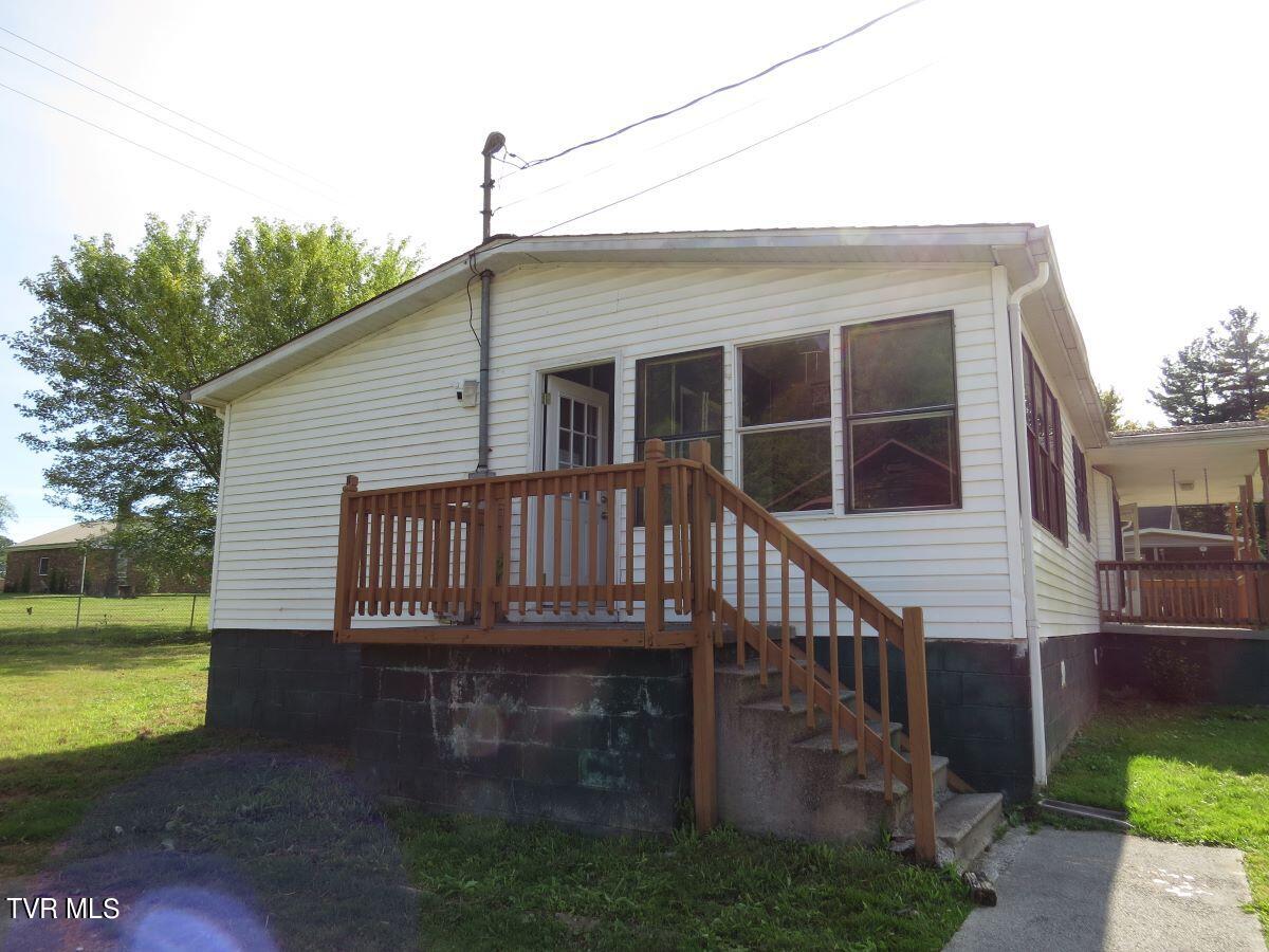 9010 Suffolk Road Wise, VA 24293 - Photo 32 of 41 IMG_4213