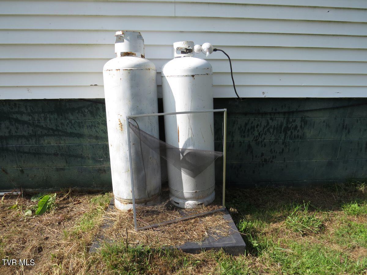 9010 Suffolk Road Wise, VA 24293 - Photo 41 of 41 IMG_4195