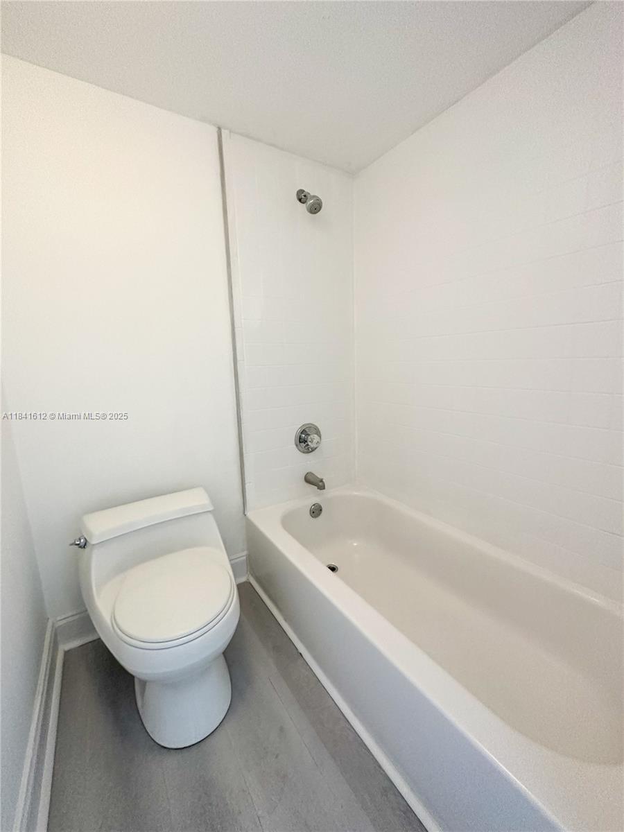 17011 North Bay Road, Unit 216 Sunny Isles Beach, FL 33160 - Photo 11 of 15