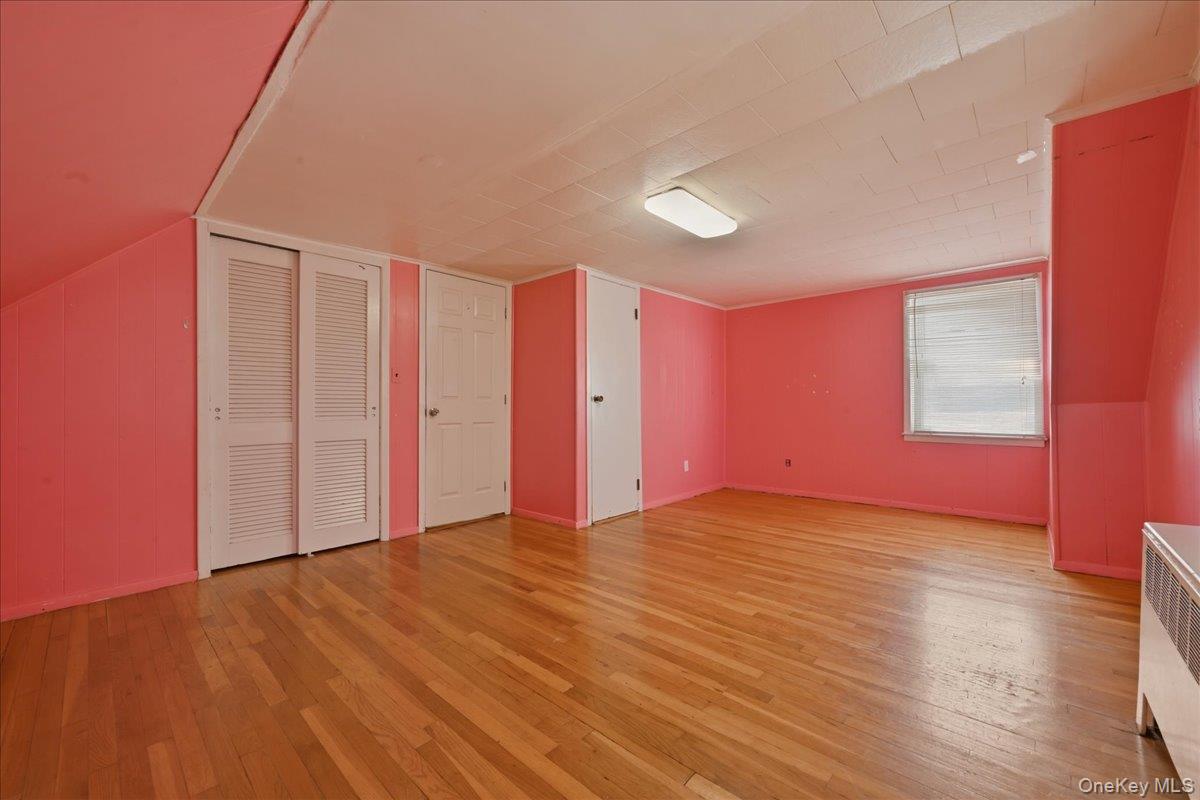 51 Hickory Road Port Washington, NY 11050 - Photo 9 of 16 Bonus Room Two, Top Floor