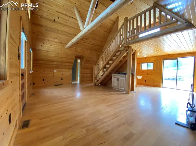 a view of an entryway