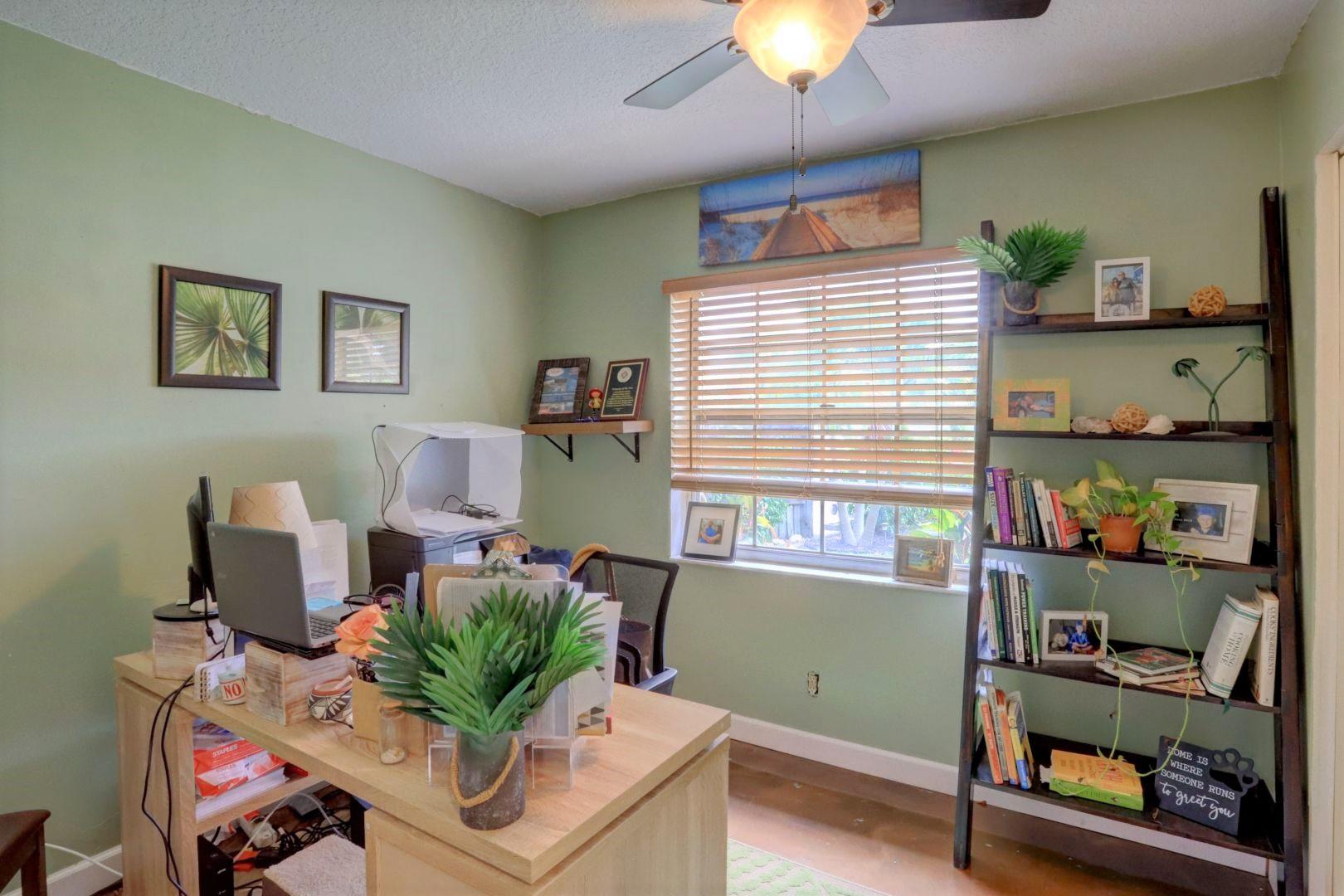 9596 Richmond Circle Boca Raton, FL 33434 - Photo 16 of 25 Bedroom 1
