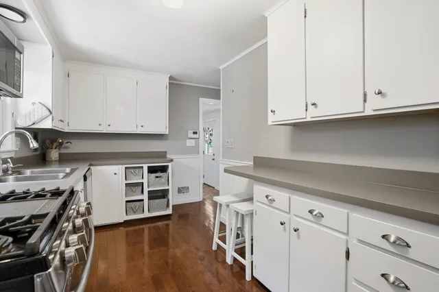 $425,000 | 1515 Belmont Street, Manchester, NH 03104