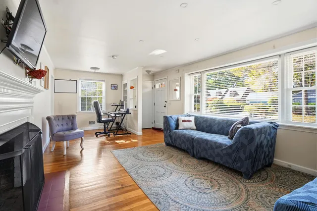 $425,000 | 1515 Belmont Street, Manchester, NH 03104