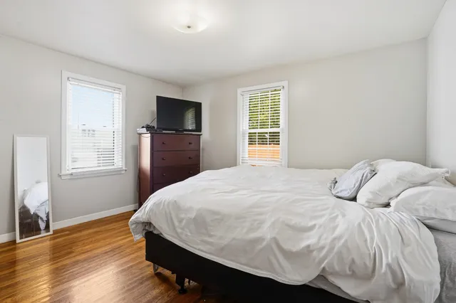 $425,000 | 1515 Belmont Street, Manchester, NH 03104