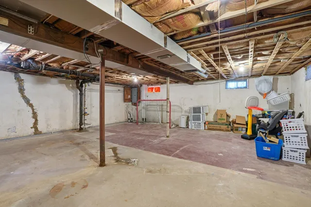 $425,000 | 1515 Belmont Street, Manchester, NH 03104