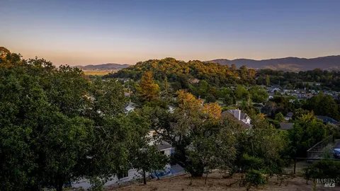 $1,849,000 | 11 Zandra Place, Novato, CA 94945