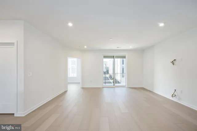 $705,000 | 22130 Little Mount Terrace, Ashburn, VA 20148