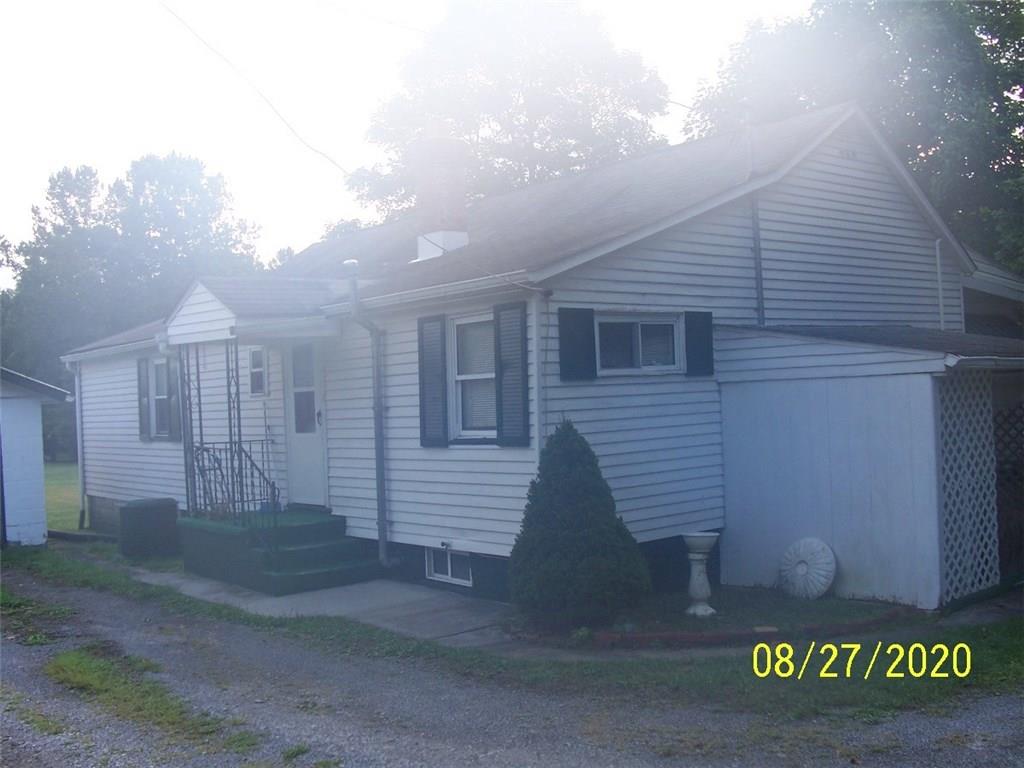 189 Davistown Road Mount Morris, PA 15349 - Photo 2 of 19 Gallery Image 2