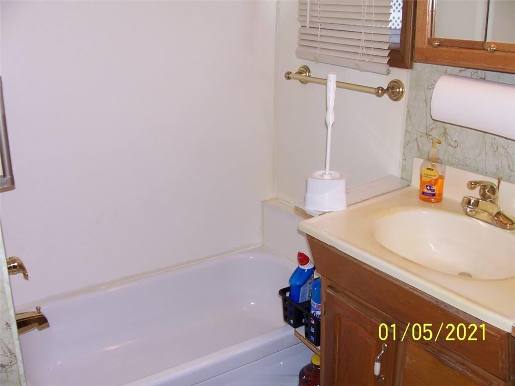 189 Davistown Road Mount Morris, PA 15349 - Photo 17 of 19 Gallery Image 17