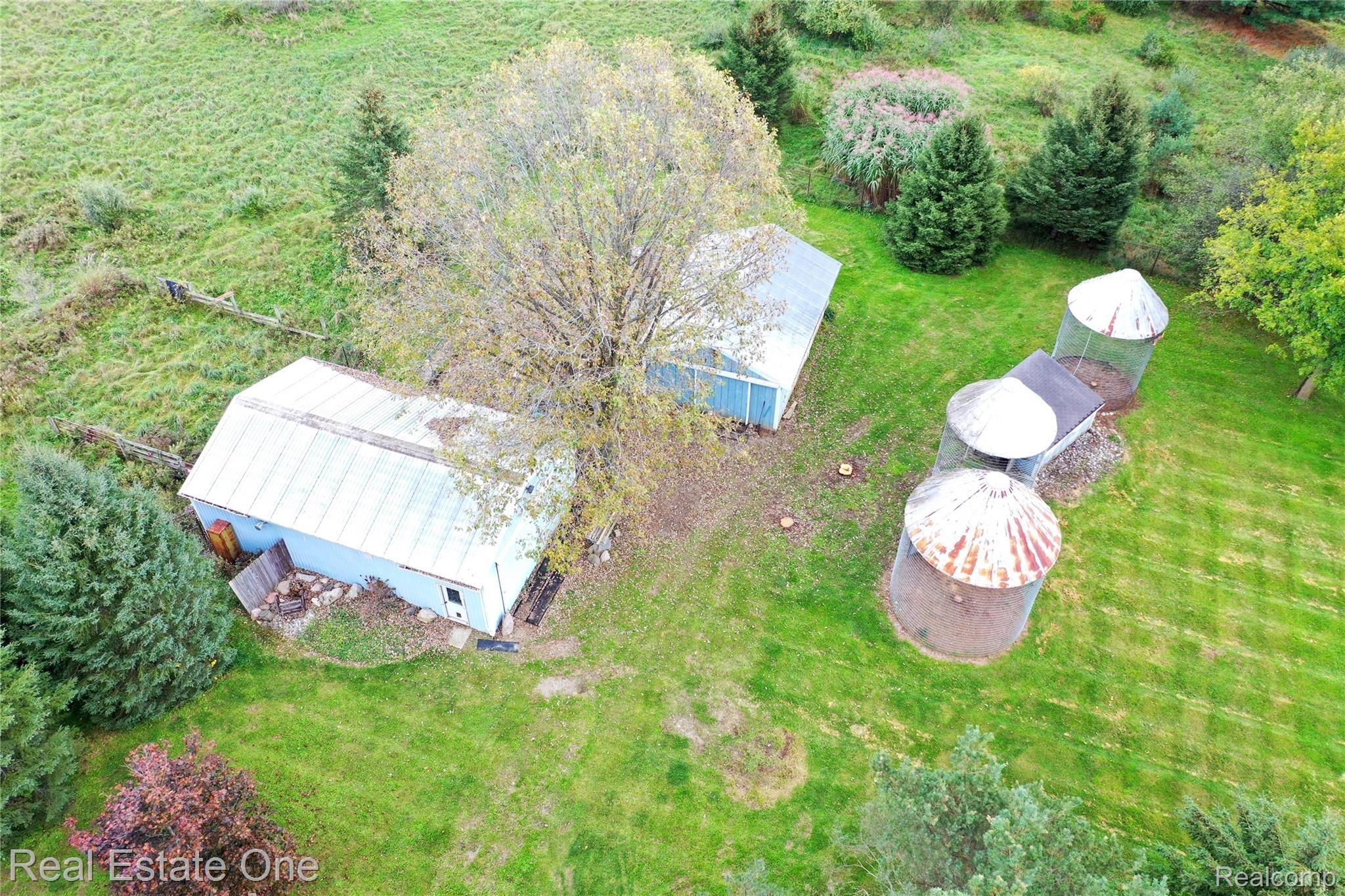 12463 Green Road Goodrich, MI 48438 - Photo 46 of 50 44.jpeg