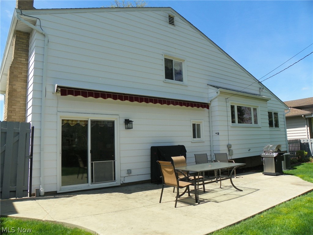 6447 Hamden Road Parma Heights, OH 44130 - Photo 30 of 37