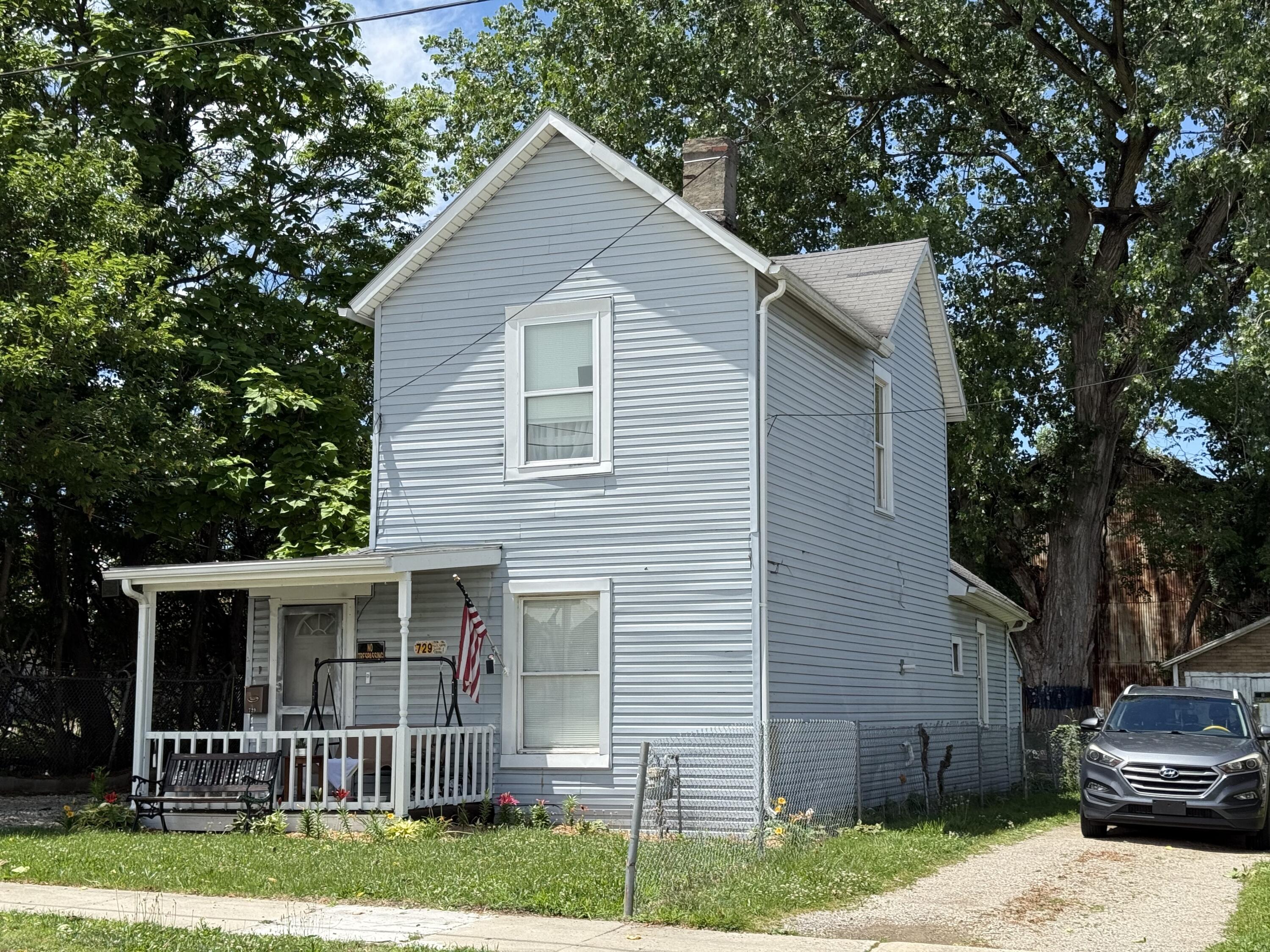 729 Burt Street Springfield, OH 45505 - Photo 1 of 3
