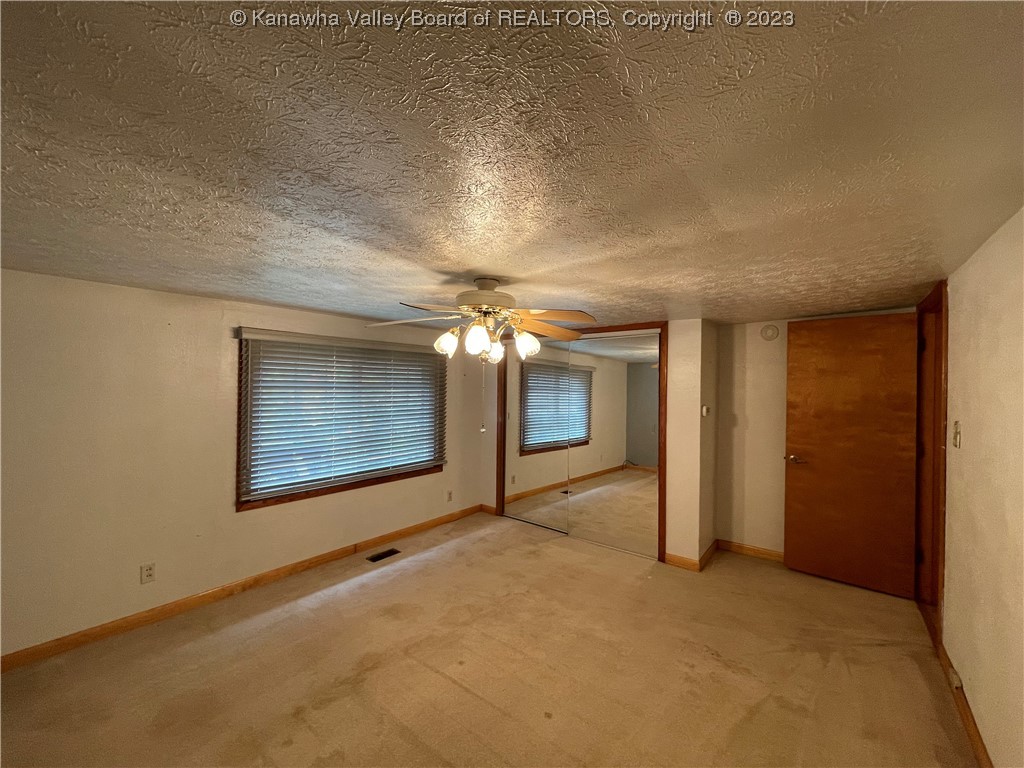 270 Dry Branch Road Charleston, WV 25312 - Photo 12 of 24 Gallery Image 12
