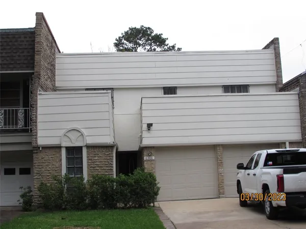 $2,200 | 6308 North 1st Street, Bellaire, TX 77401