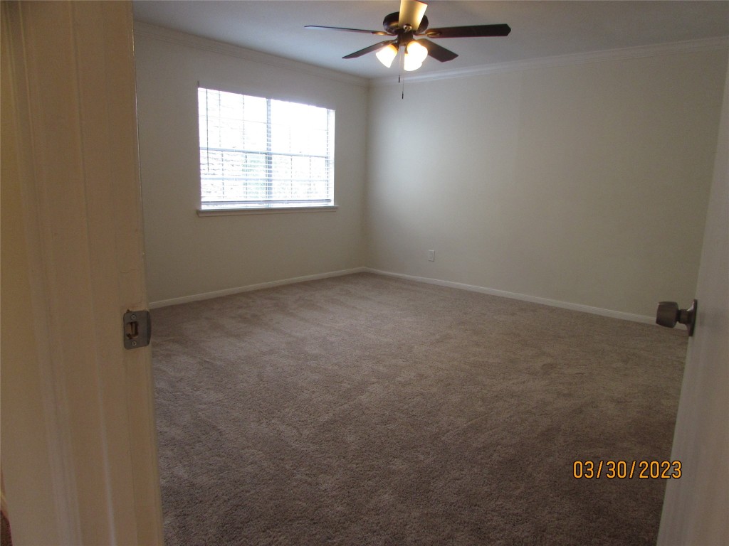 6308 North 1st Street Bellaire, TX 77401 - Photo 19 of 24 master bedroom