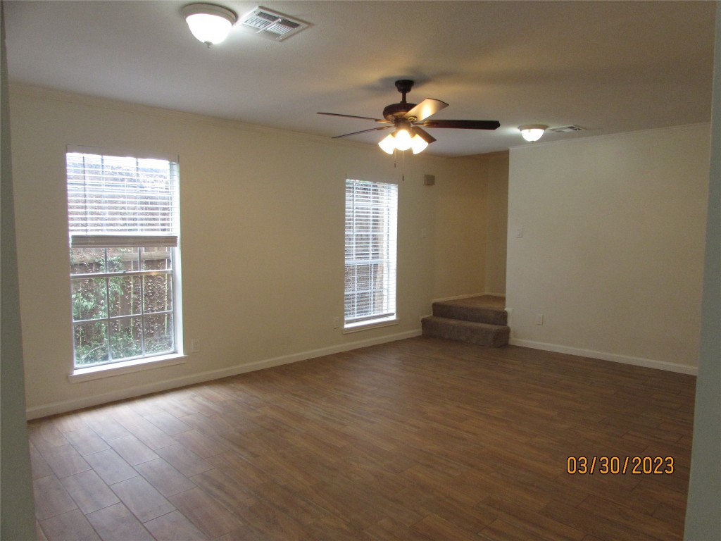 6308 North 1st Street Bellaire, TX 77401 - Photo 8 of 24 family room